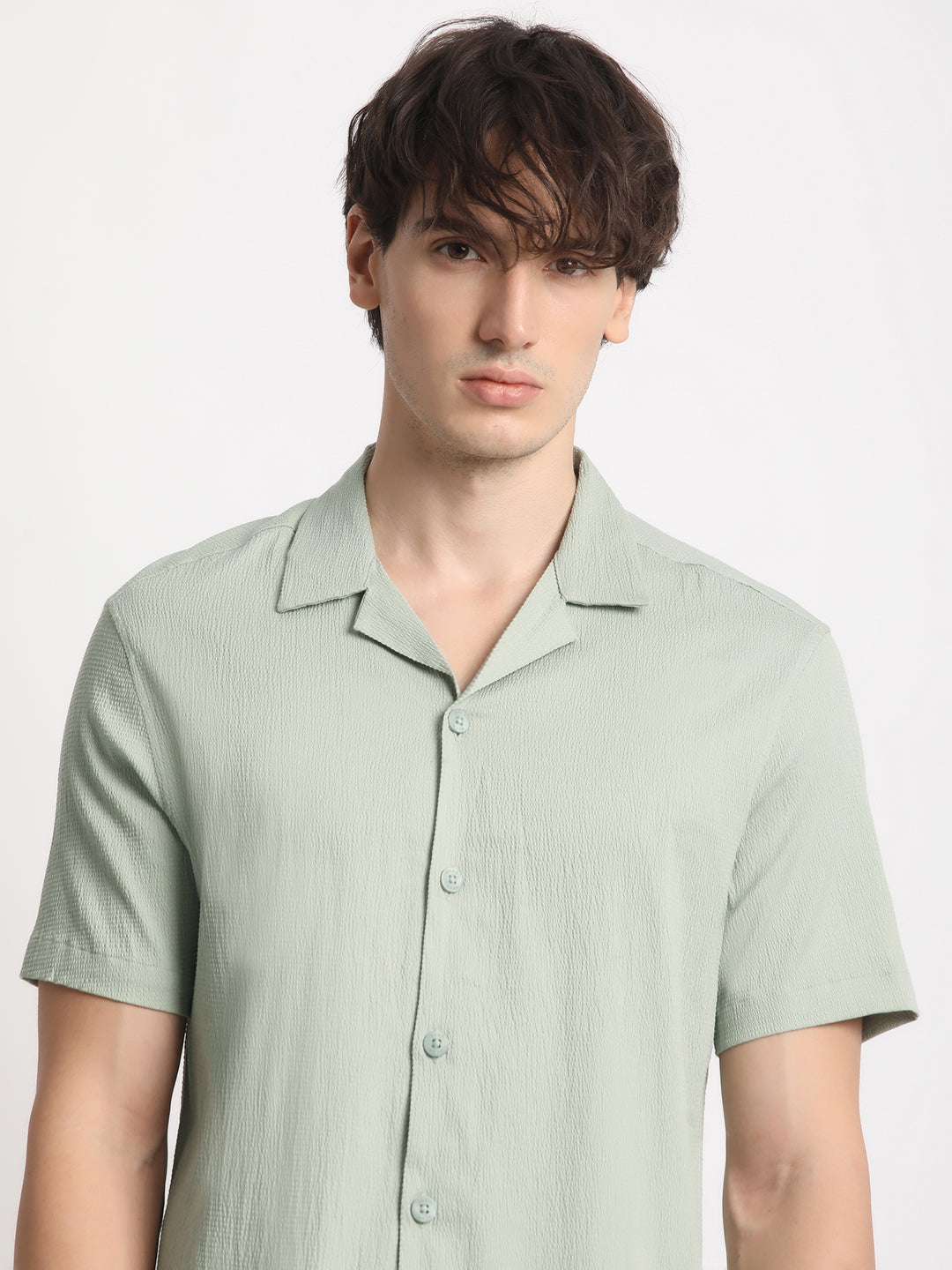 Men Green Solid Regular Fit Casual Shirt