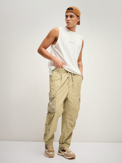 Men Beige Solid Regular Fit Cargo Pant