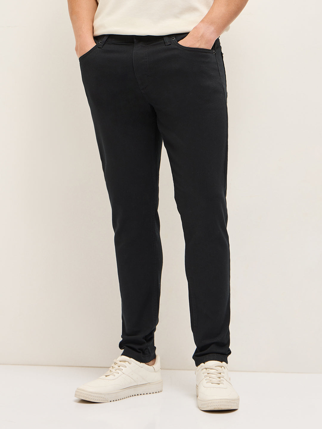 Men Black Mid-Rise Skinny Fit Jeans