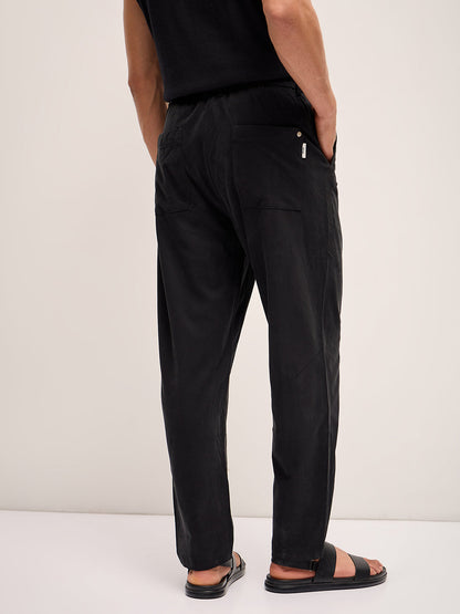 Men Black Stripe Regular Fit Mid-Rise Casual Pant