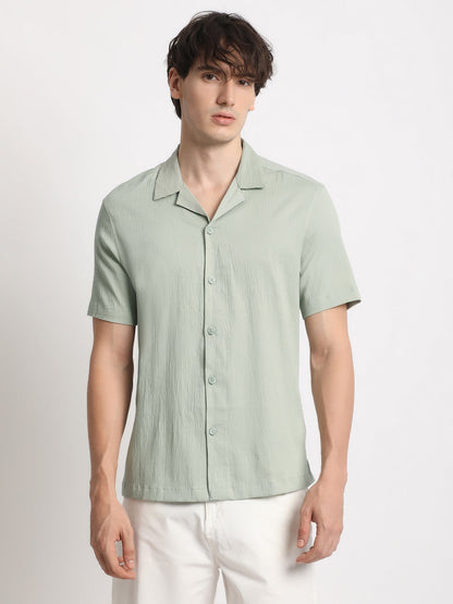 Men  Green Solid Regular Fit Casual Shirt