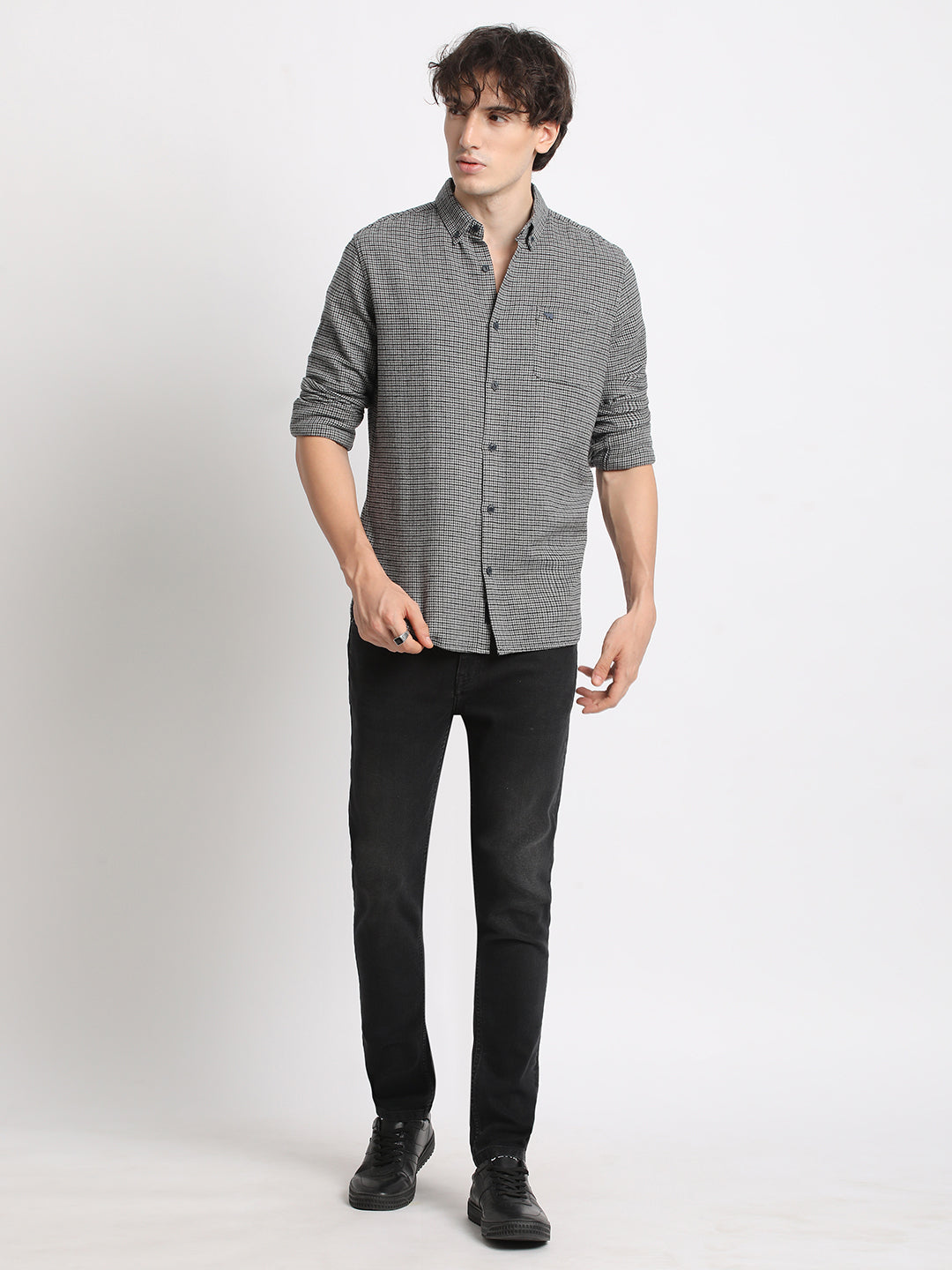 Men  Grey Checked Slim Fit Cotton Casual Shirt